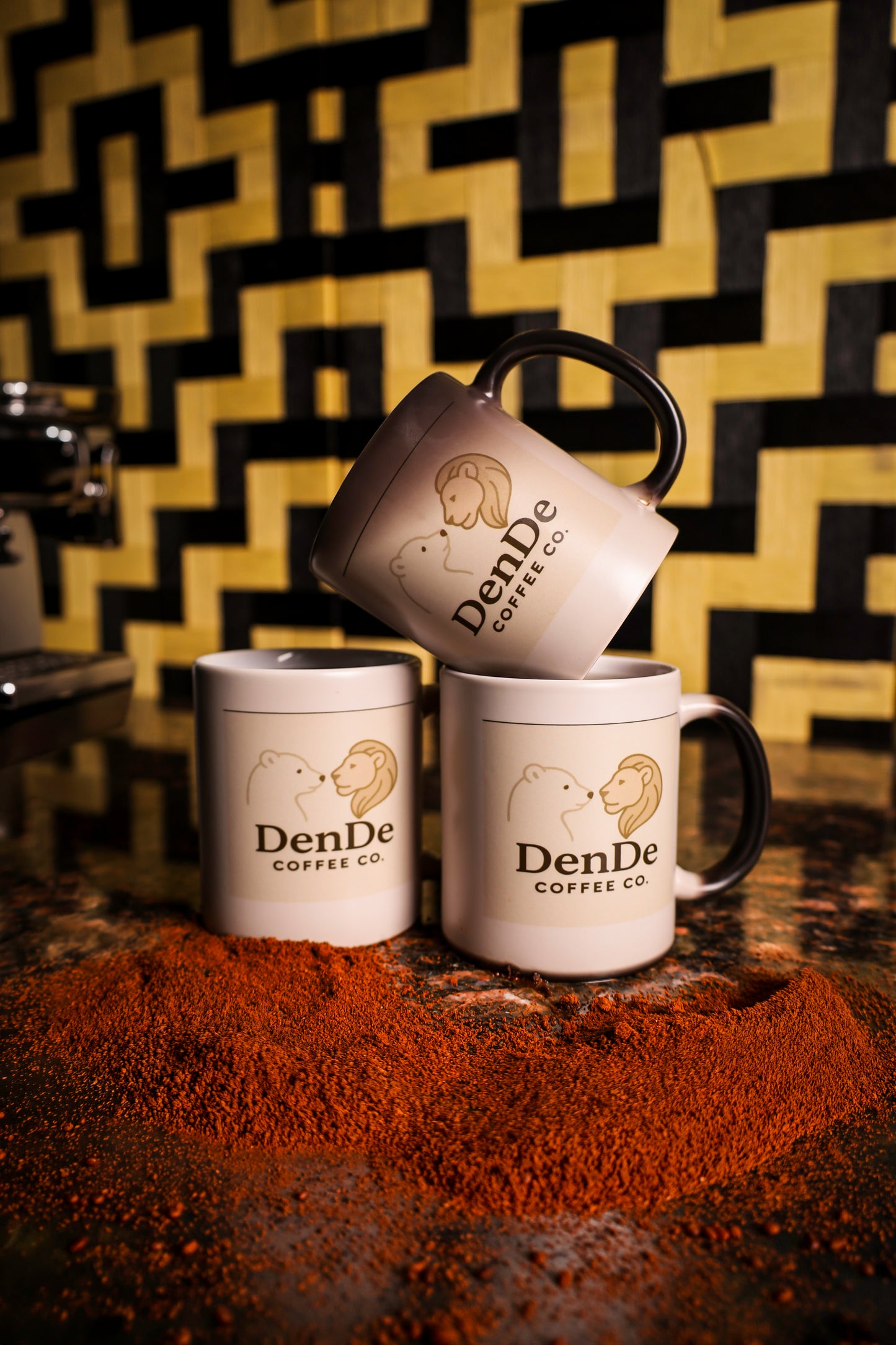 DenDe Magic Mug